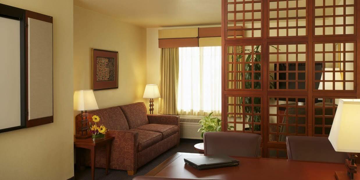 Larkspur Landing Extended Stay Suites Bellevue Exterior foto
